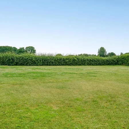 Four-bedroom In Holiday home