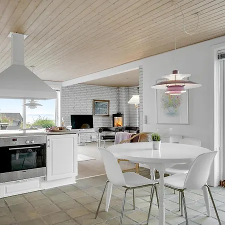 Holiday home Four-bedroom In *